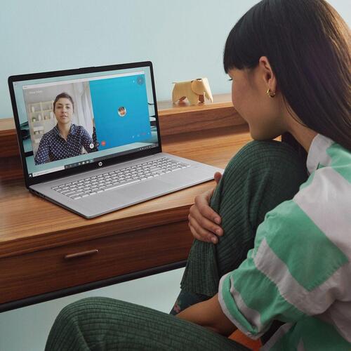 Bærbar computer HP 9P521UA 17,3" Intel Core I3-1215U 8 GB RAM 256 GB SSD (OUTLET A+)