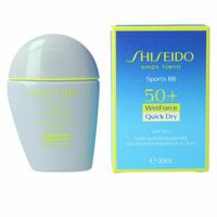 Fugtighedscreme med Farve Sports BB Shiseido Sports BB SPF50+ SPf 50+ Very Dark Spf 50 30 L (30 ml)
