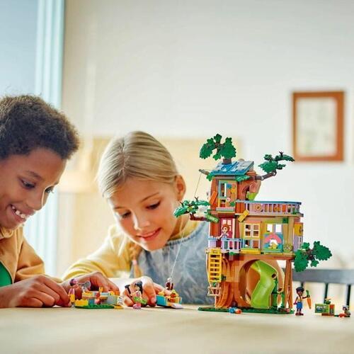 LEGO Friends Træhus-hygge (byggelegetøj)