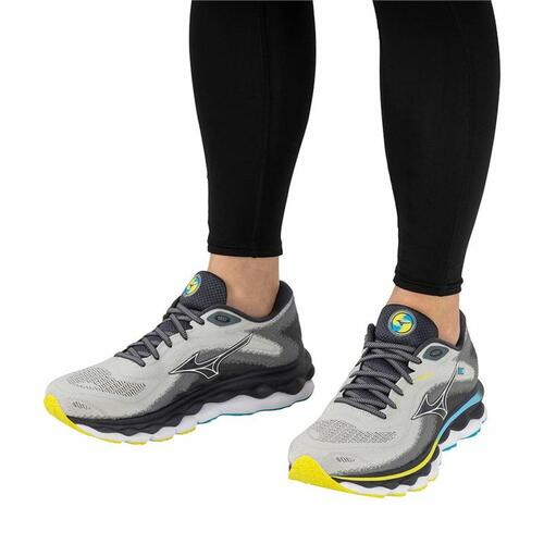 Løbesko til voksne Mizuno Wave Sky 7 Sort Grå 43