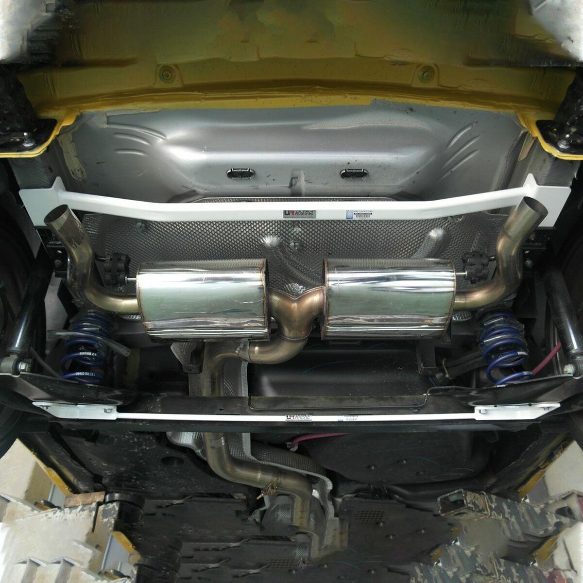 Ultra Racing forstærkningsstang URRT2-3216 - bag, nederste - Renault Clio