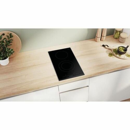 Plade i glaskeramik BOSCH PKF375FP2H 3500 W