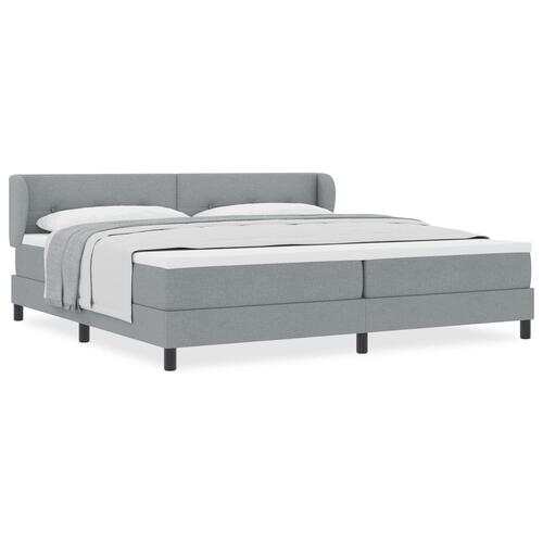 Box Spring Seng med Madras Lys Grå 200x200 cm Stof