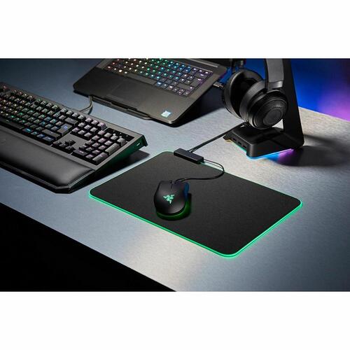 Musemåtte Razer Golithus Chroma Sort Multifarvet Gaming Med kabel Belysning RGB