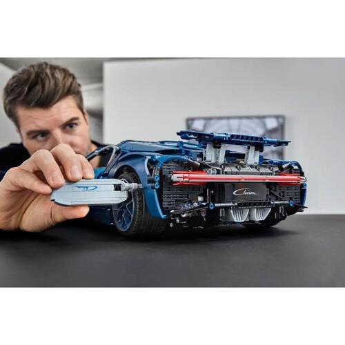 Playset Lego Technic: Bugatti Chiron 42083 3599 Dele 32 x 14 x 56 cm