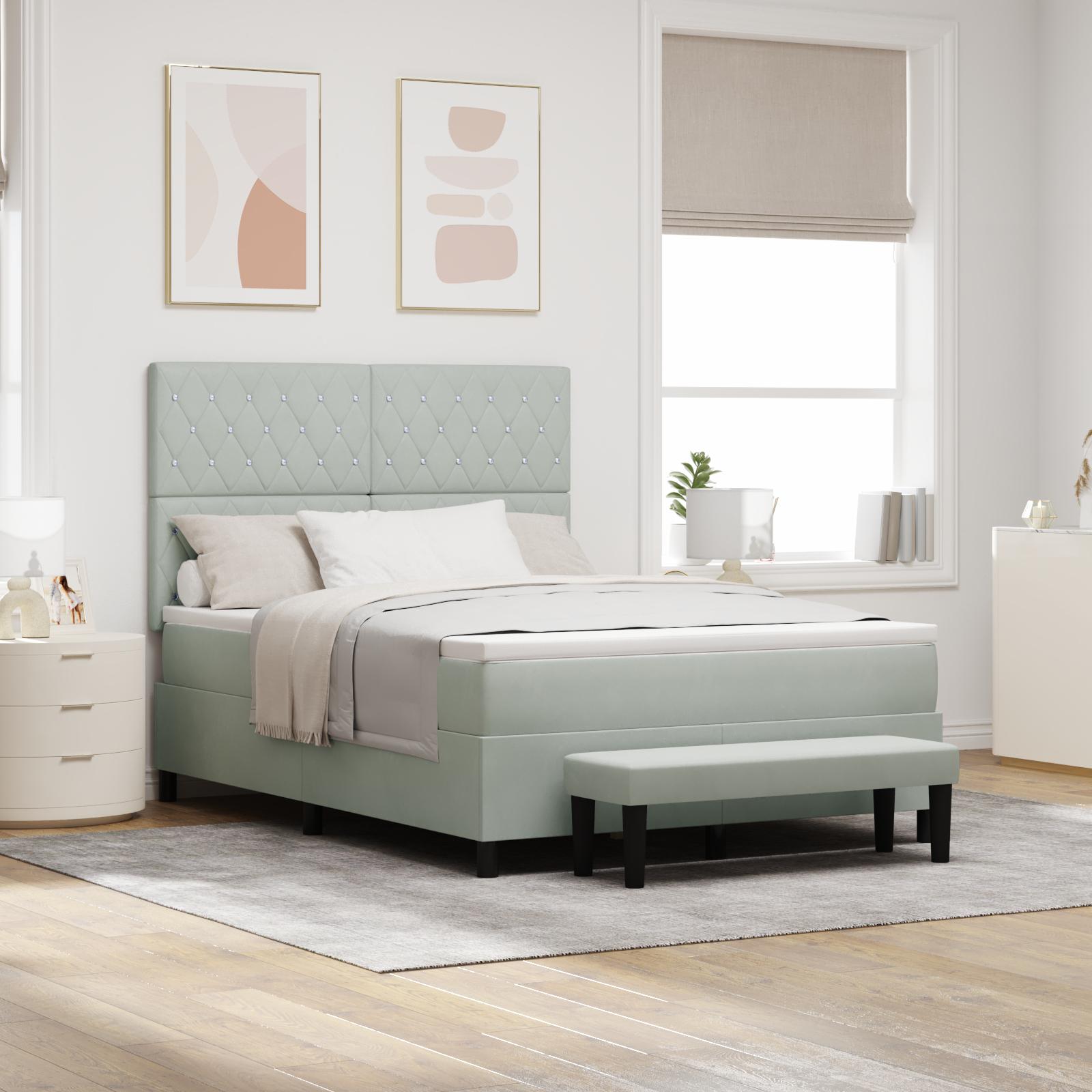 Box Spring Seng med Madras & Bænk Lysegrå 140x200 cm Fløjl