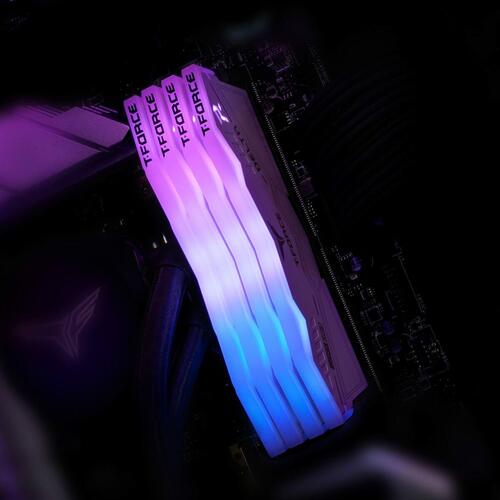 RAM-hukommelse Team Group FF4D532G7200HC34ADC01 32 GB DDR5 SDRAM DDR5