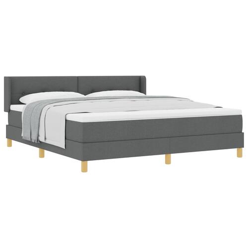 Box Spring Seng med Madras Mørk Grå 180x200 cm Stof&& Hovedgavl Knappet Tuftet Mørk Grå 180 cm Stof