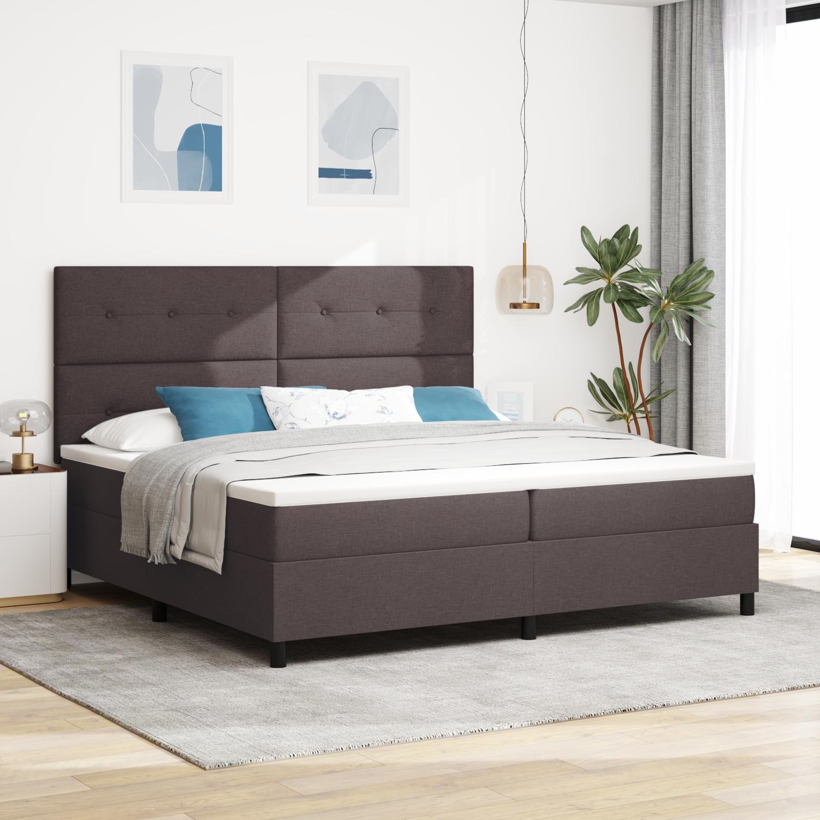 Box Spring Seng med Madrass & LED Mørkebrun 200x200 cm Stof