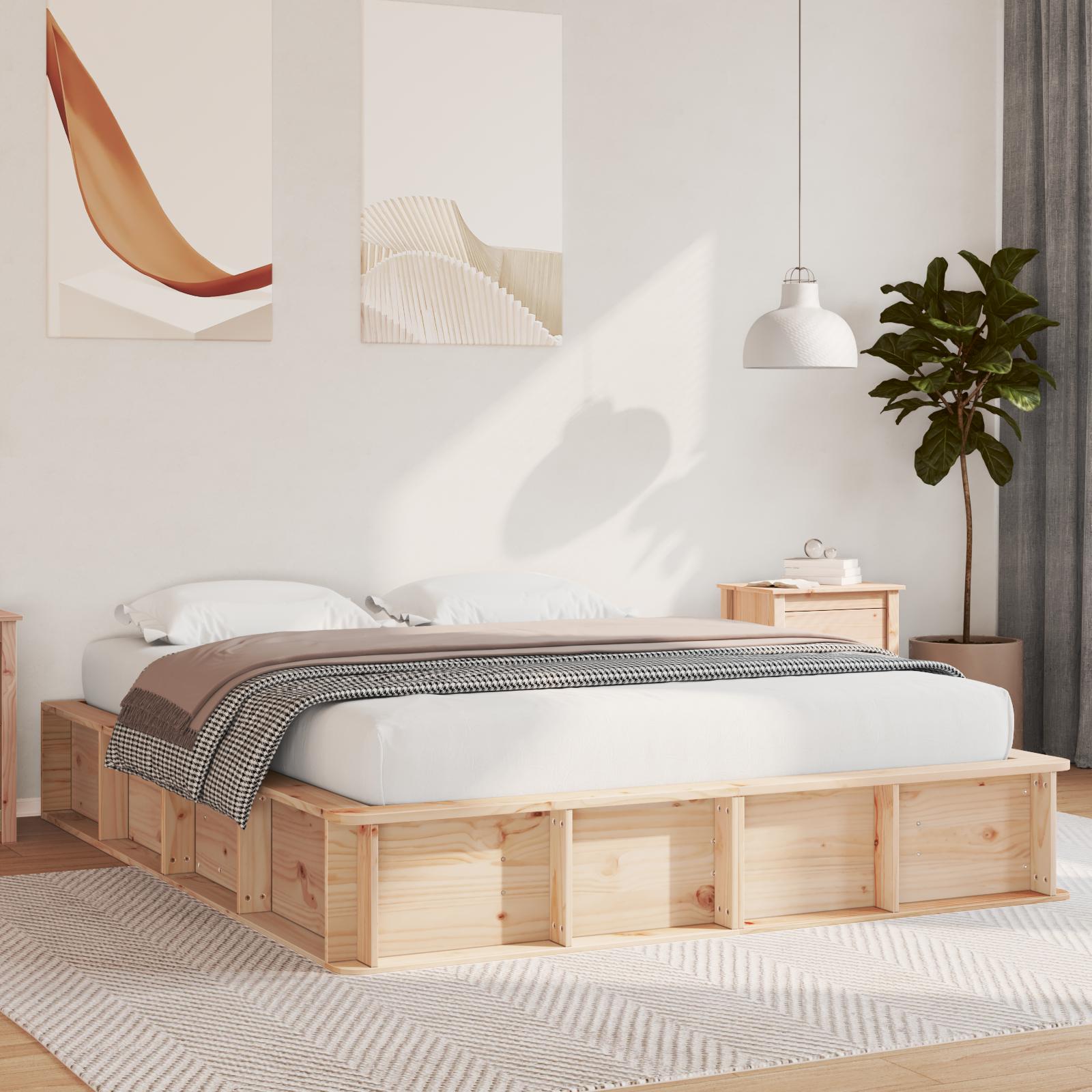 Sengestel i brun massiv fyrretræ 160 x 200 cm - platformseng