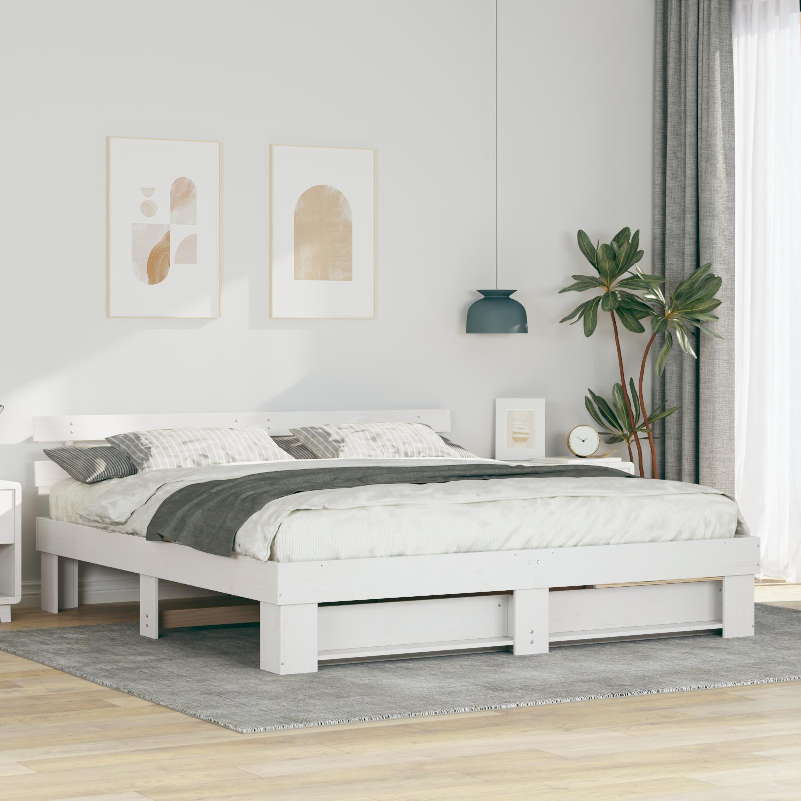 Sengestel med hovedgærde Hvid 200 x 200 cm Massivt fyrretræ