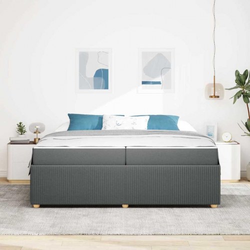 Seng med madras mørkegrå 200 x 200 cm