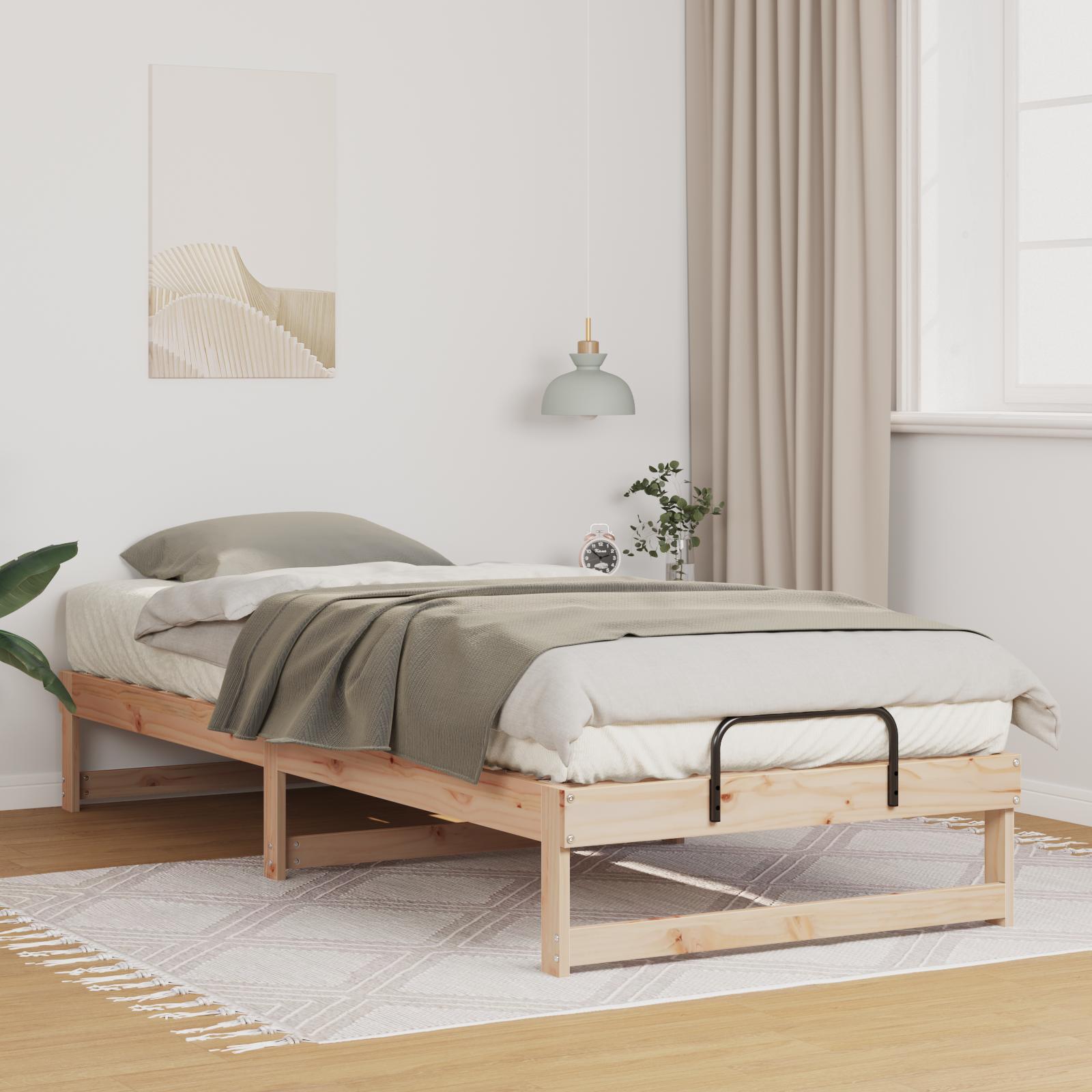 Sengestel i massiv fyr, brun - 80 x 220 cm platform