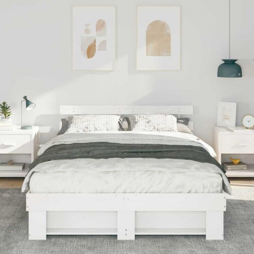 Sengestel med hovedgærde i massiv fyrretræ 150 x 200 cm - hvid