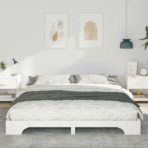 Sengestel i hvidt massivt fyrretræ 200 x 220 cm
