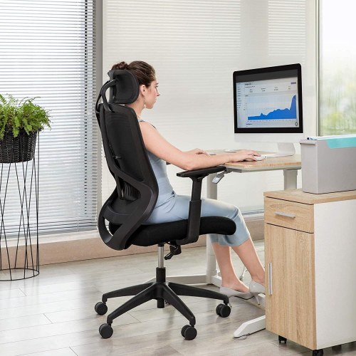Kontorstol ergonomisk – SONGMICS med lændestøtte, højde- og vippefunktion, justerbar nakkestøtte og armlæn, sort