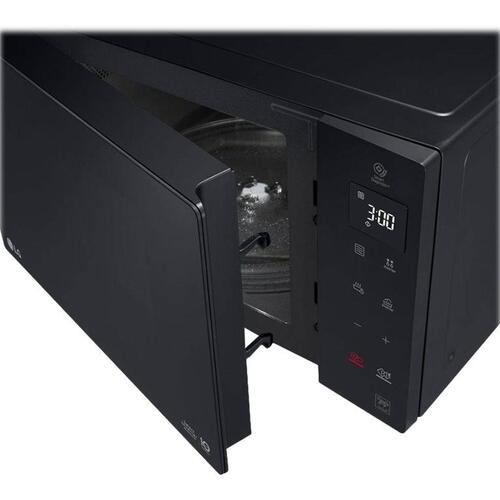 Mikrobølgeovn LG NeoChef MS2535GIB 25 l – sort