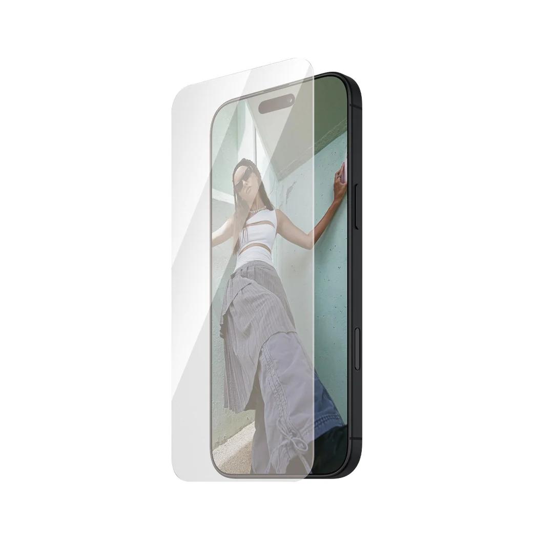 SAFE. by PanzerGlass - Skærmbeskytter for mobiltelefon - ultrabred pasform - glas - for Apple iPhone 16 Pro