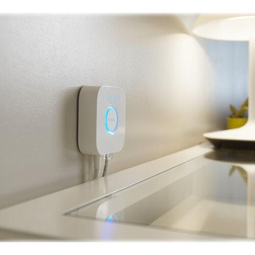 Smart home hub Philips Hue Bridge – central controller
