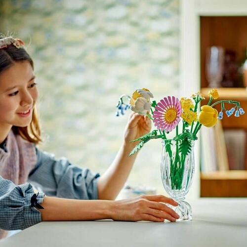 LEGO bygge­sæt - Botanicals Petite Sunny Bouquet (9+)
