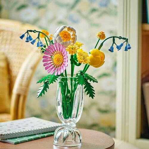 LEGO bygge­sæt - Botanicals Petite Sunny Bouquet (9+)
