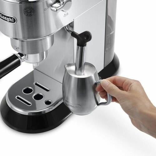 DeLonghi EC 685.M espressomaskine - metal, 1 l