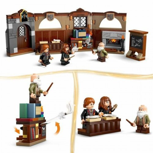 LEGO Harry Potter Hogwarts: Charms Class - byggesæt (8+)