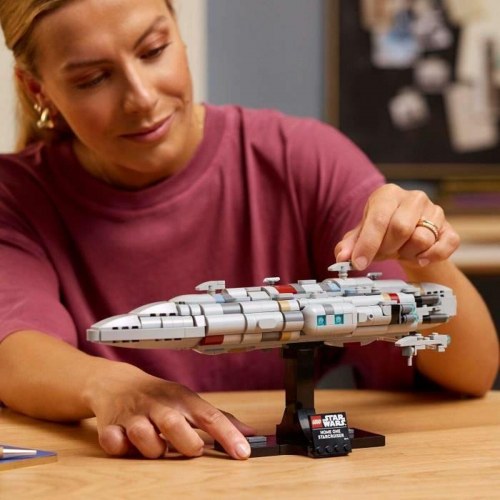 LEGO Star Wars Home One Starcruiser 75405 - byggesæt