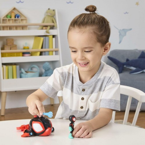 Legetøjsfigur Hasbro - Sort plastik, +3 år