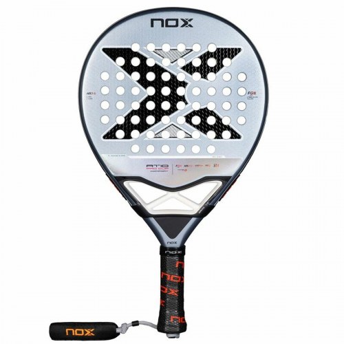 Padel bat Nox AT10 Pro Cup Comfort by Agustin Tapia - grå