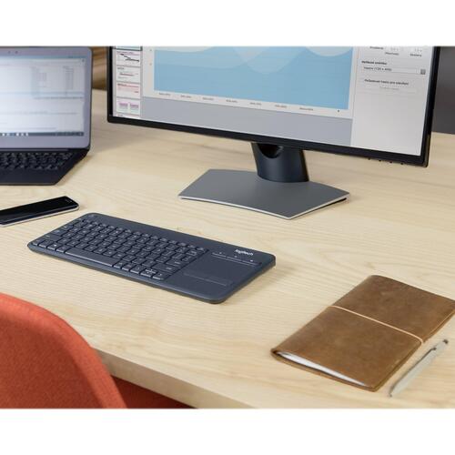 Trådløst tastatur Logitech K400 Plus med touchpad – US International, sort