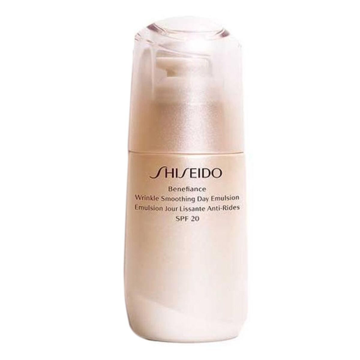 Dagcreme med SPF 20 Shiseido Benefiance Wrinkle Smoothing Day, 75 ml