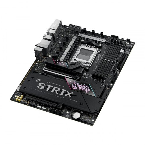 Bundkort Asus ROG Strix ATX til AMD AM5 (DDR5, Wi‑Fi 7)
