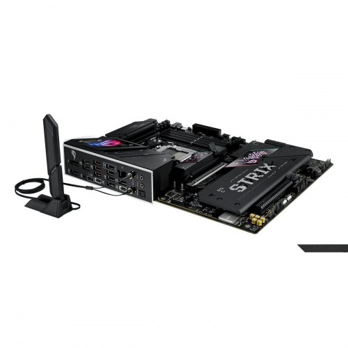 Bundkort Asus ROG Strix ATX til AMD AM5 (DDR5, Wi‑Fi 7)