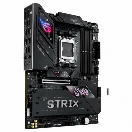 Bundkort Asus ROG Strix ATX til AMD AM5 (DDR5, Wi‑Fi 7)