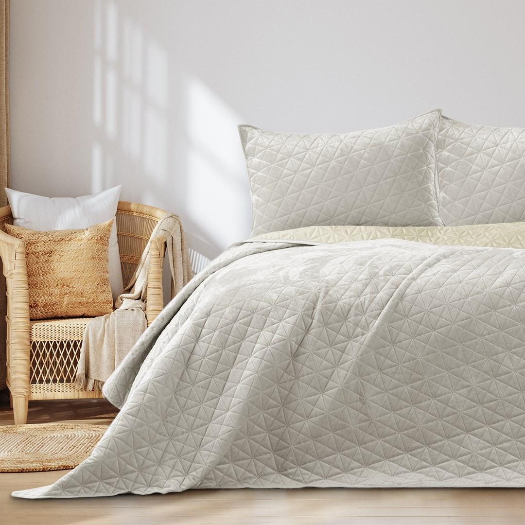 Sengetæppe fløjl Laila 240x260 lysebeige AmeliaHome