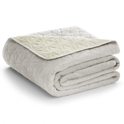 Sengetæppe fløjl Laila 170×270 lys beige - AmeliaHome