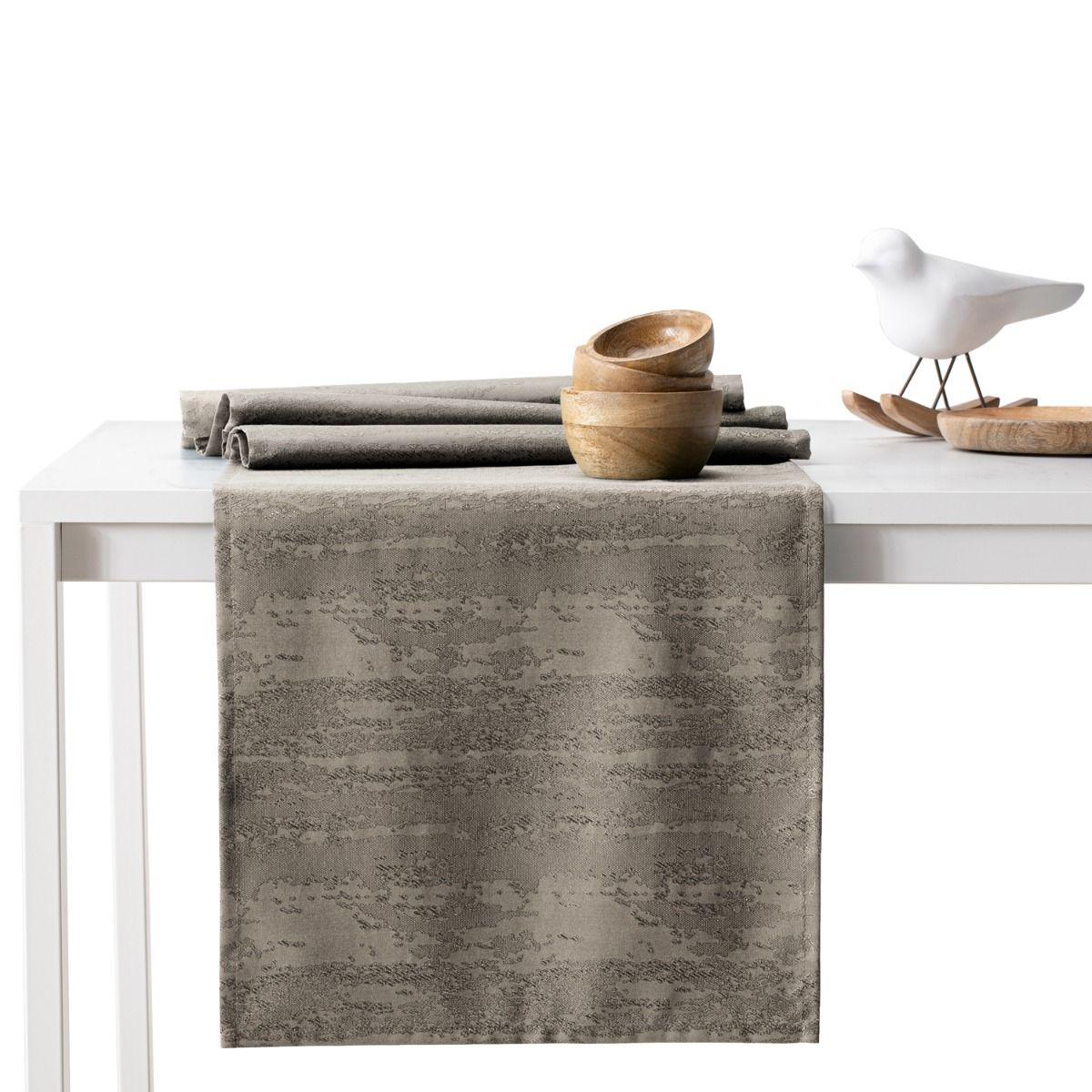 Dug sæt brun præget - Vesta 115×250 + bordløber 35×250 fra AmeliaHome