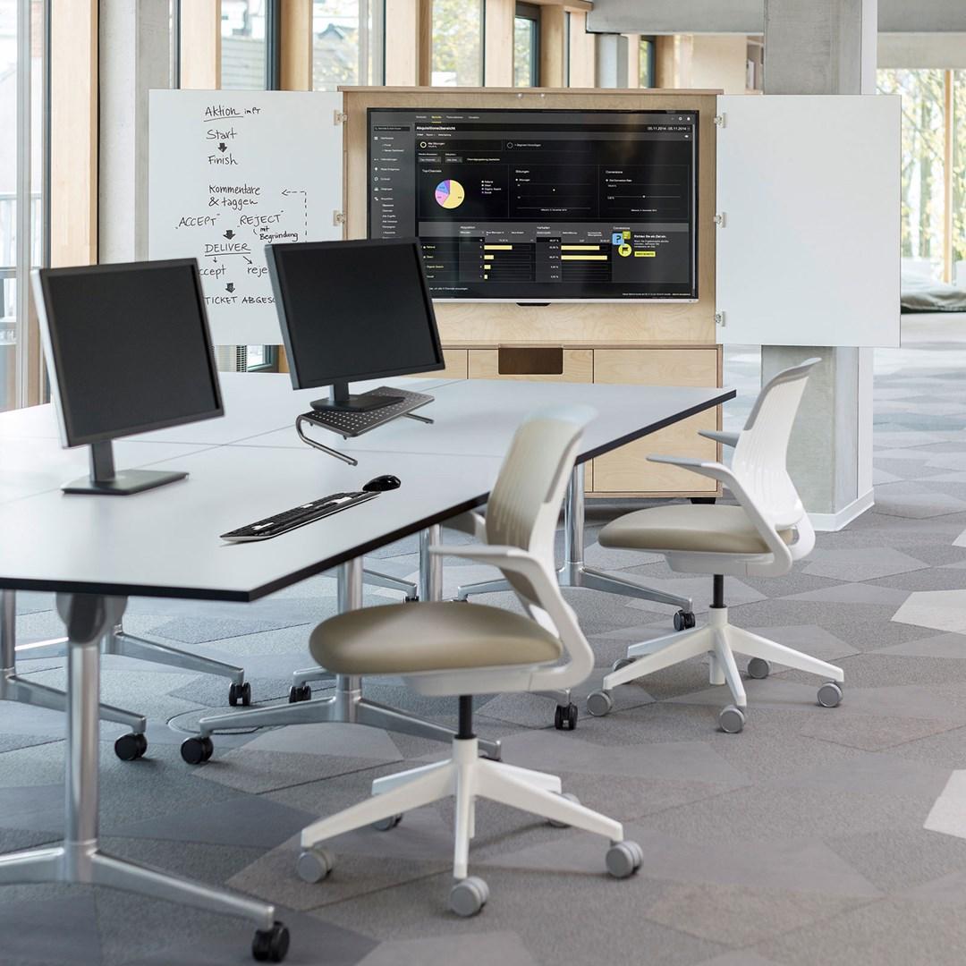 Skærmholder til bord - Maclean MC-948 monitor/laptop stand 13-32″, sort