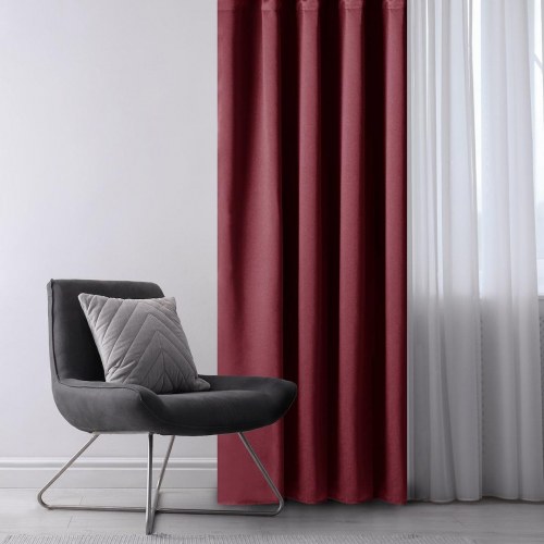 Mørklægningsgardin blackout 140x245 cm – vinrød, klassisk bånd – AmeliaHome
