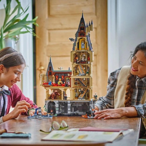 LEGO Harry Potter Hogwarts-slot – Hovedtårnet (76454)