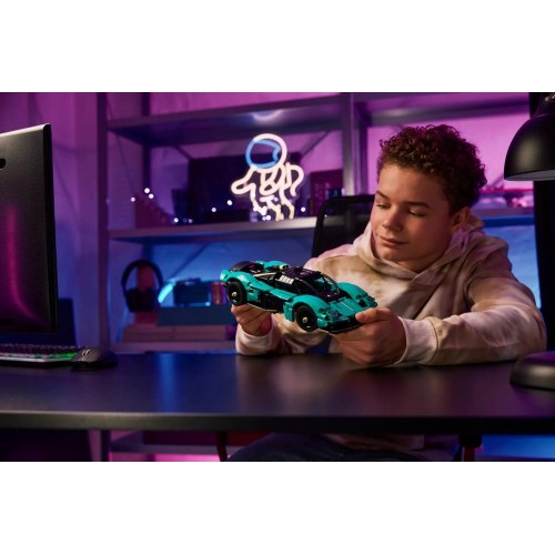 LEGO Technic Aston Martin Valkyrie (42208) byggesæt – 707 dele