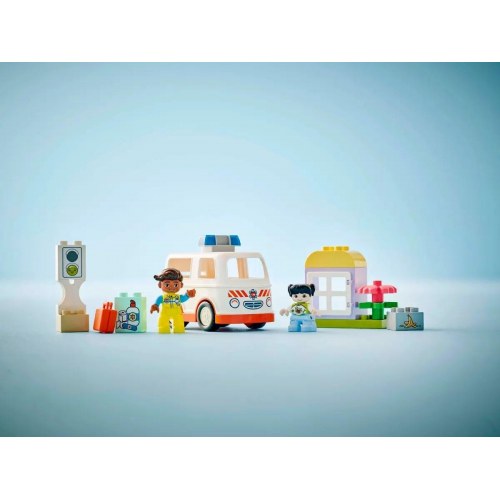 LEGO DUPLO ambulance med chauffør (10447) – byggesæt til 2+