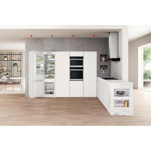 Integreret køle-fryseskab Whirlpool WHC20 T352, 280 l, E, hvid