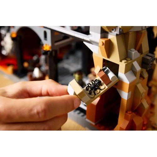 LEGO byggeri ICONS 10333 Ringenes Herre: Barad-dûr