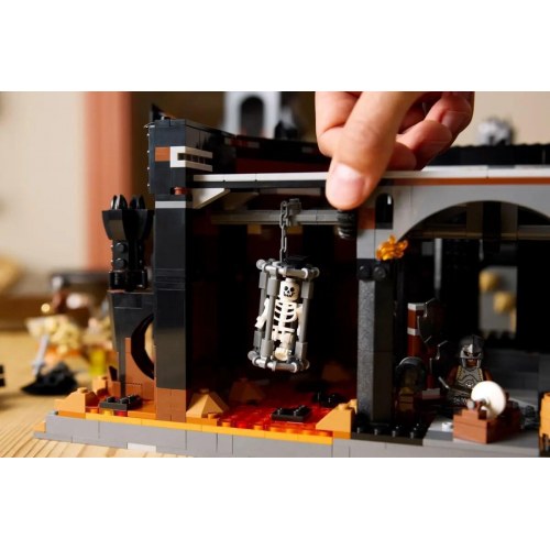 LEGO byggeri ICONS 10333 Ringenes Herre: Barad-dûr