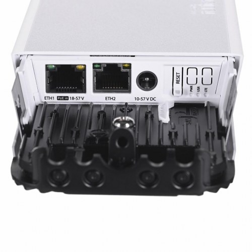 WiFi router MikroTik wAP R ac 867 Mbit/s – hvid, PoE