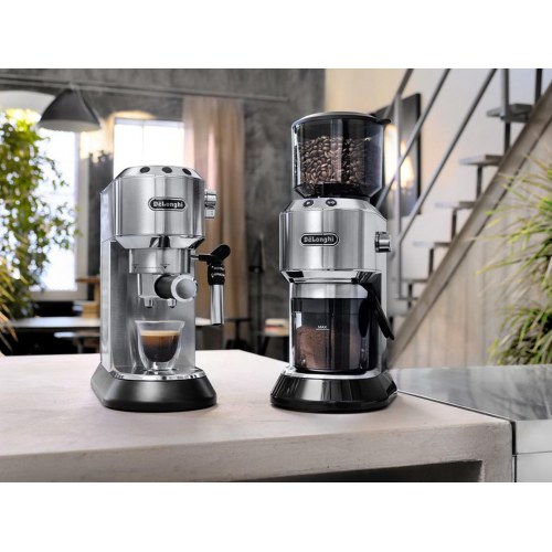 Espressomaskine DeLonghi Dedica Style EC 685.M, semi-automatisk, 1,1 l