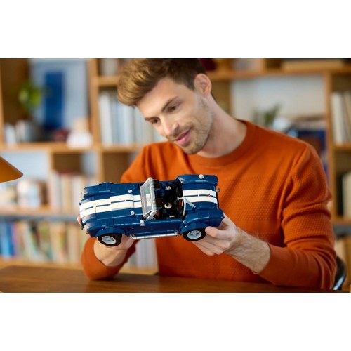 LEGO byggeri – LEGO Icons Shelby Cobra 427 S/C (10357)