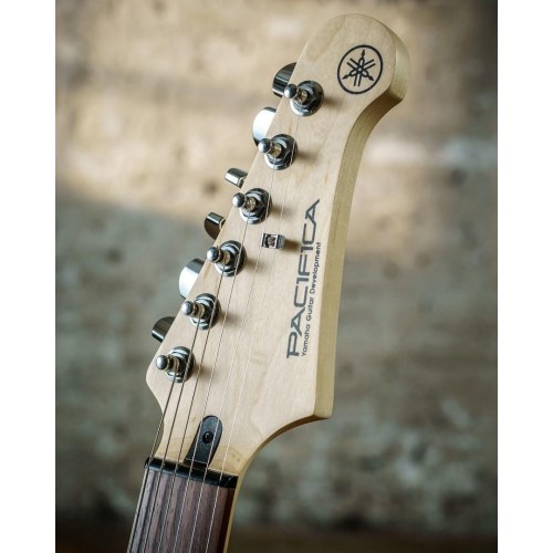 Elguitar Yamaha Pacifica 112J BL MKII - sort